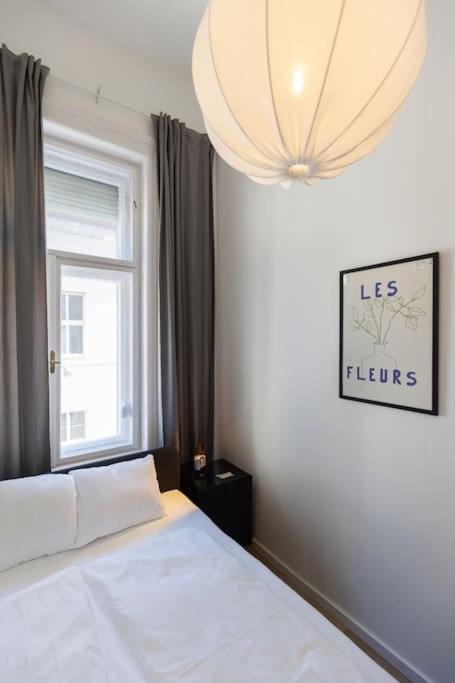 The Grove Hideaway Central 2Br Retreat Budapest Exterior foto