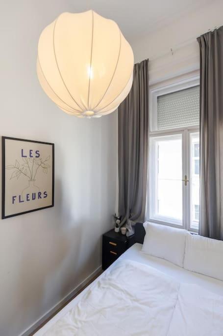 The Grove Hideaway Central 2Br Retreat Budapest Exterior foto
